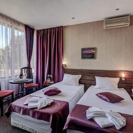 Ellinis Hotel Varna Exterior photo