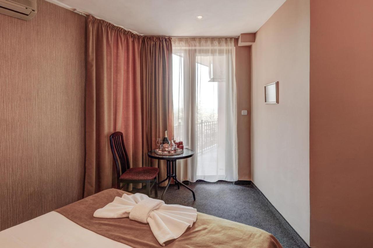 Ellinis Hotel Varna Exterior photo