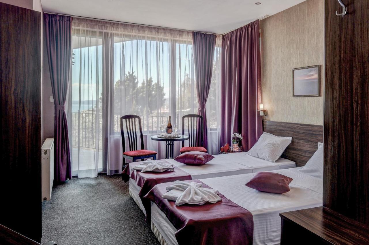 Ellinis Hotel Varna Exterior photo
